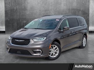 Used 2022 Chrysler Pacifica Touring-L image 1