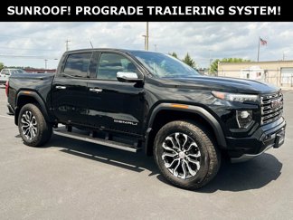Used 2024 GMC Canyon Denali image 1