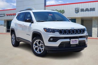 New 2025 Jeep Compass Latitude image 1