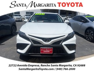 Certified 2022 Toyota Camry SE image 1