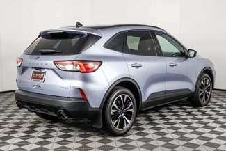New 2022 Ford Escape SE w/ SE Sport Appearance Package video 3