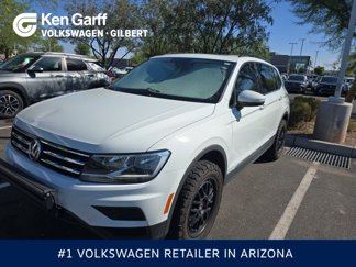 Used 2020 Volkswagen Tiguan SE w/ Panoramic Sunroof Package image 1