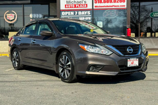 Used 2016 Nissan Altima 2.5 SV image 1