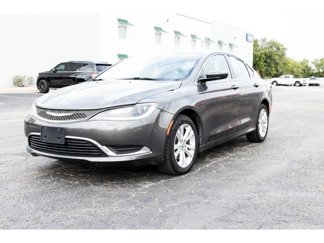 Used 2015 Chrysler 200 Limited w/ Convenience Group image 1