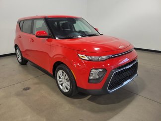 Used 2022 Kia Soul LX image 1