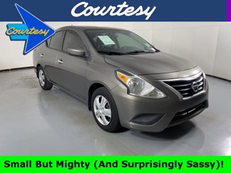 Used 2017 Nissan Versa SV image 1