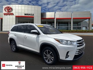 Used 2019 Toyota Highlander XLE image 1