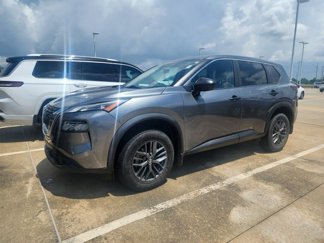 Used 2021 Nissan Rogue S image 1