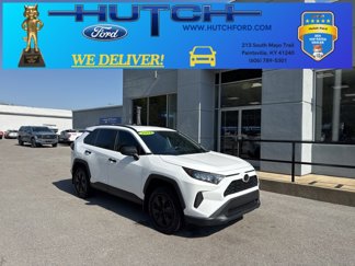 Used 2021 Toyota RAV4 LE image 1