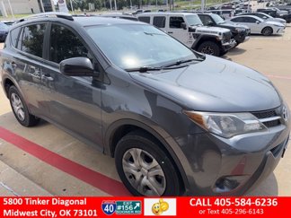 Used 2015 Toyota RAV4 LE image 1