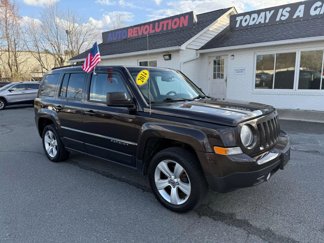 Used 2014 Jeep Patriot Latitude w/ Sun/Sound Group image 1