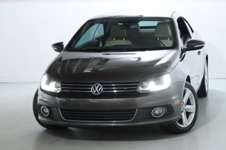 Used 2012 Volkswagen Eos Lux w/ Tech Pkg image 1