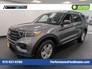 Used 2022 Ford Explorer XLT image 1