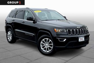 Used 2021 Jeep Grand Cherokee Laredo image 1