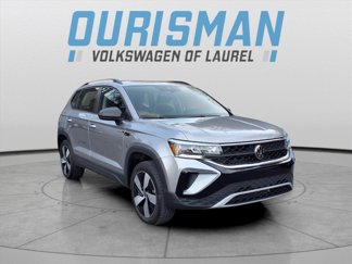 Certified 2024 Volkswagen Taos S image 1