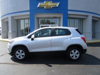 Used 2017 Chevrolet Trax LS image 1