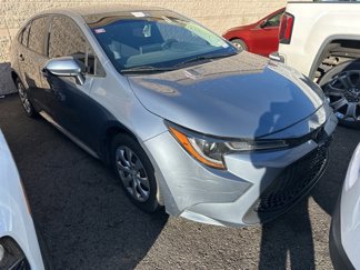 Used 2022 Toyota Corolla LE image 1