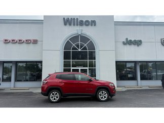 New 2025 Jeep Compass Latitude image 1