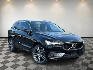 Used 2021 Volvo XC60 T5 Momentum w/ Premium Package image 1