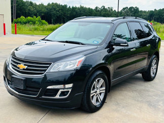 Used 2015 Chevrolet Traverse LT image 1