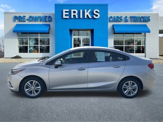 Used 2018 Chevrolet Cruze LT w/ Convenience Package image 1