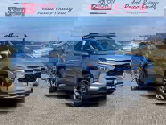Used 2024 Chevrolet Trax LT image 1
