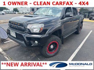 Used 2015 Toyota Tacoma TRD Pro image 1