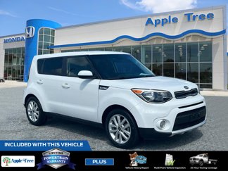 Used 2018 Kia Soul + image 1