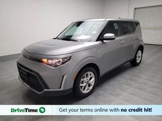 Used 2023 Kia Soul LX w/ Option Group 015 image 1