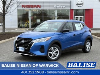 New 2025 Nissan Kicks Play S image 1