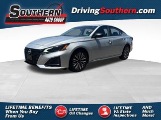 Used 2024 Nissan Altima 2.5 SV image 1