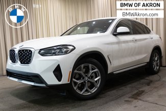 Used 2025 BMW X4 xDrive30i w/ Premium Package image 1