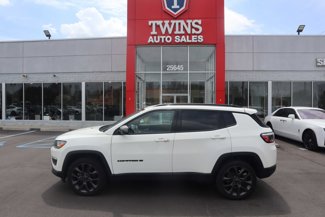 Used 2021 Jeep Compass Latitude image 1