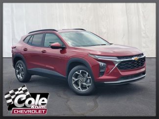 New 2025 Chevrolet Trax LT w/ Driver Confidence Package image 1