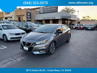 Used 2020 Nissan Versa SR image 1