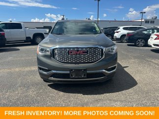 Used 2017 GMC Acadia Denali video 2