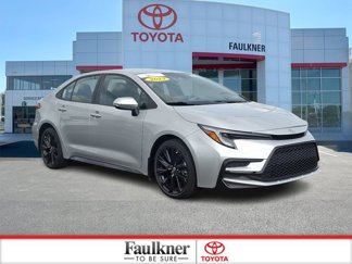 Certified 2023 Toyota Corolla SE image 1