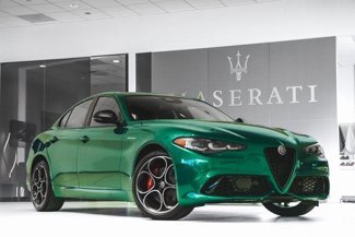 New 2025 Alfa Romeo Giulia AWD w/ Veloce Package AWD image 1
