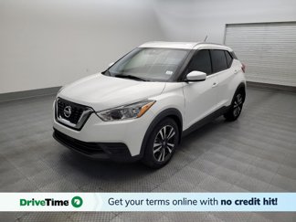 Used 2020 Nissan Kicks SV image 1