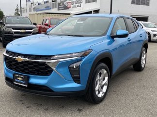 New 2025 Chevrolet Trax LS w/ LS Convenience Package image 1