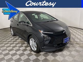 Used 2023 Chevrolet Bolt LT image 1