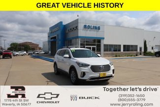 Used 2017 Hyundai Santa Fe SE image 1