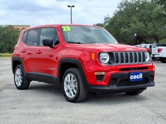Used 2023 Jeep Renegade Latitude image 1