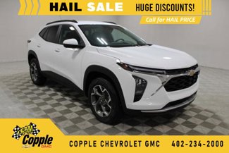 New 2025 Chevrolet Trax LT w/ Driver Confidence Package image 1