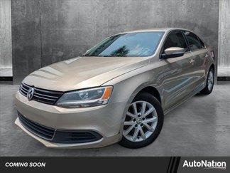 Used 2013 Volkswagen Jetta SE image 1