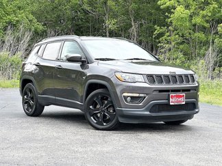 Used 2021 Jeep Compass Latitude image 1