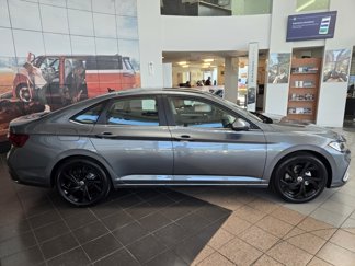 New 2025 Volkswagen Jetta SE image 1