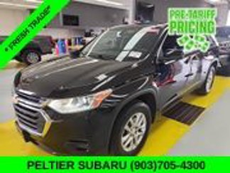 Used 2021 Chevrolet Traverse LS image 1