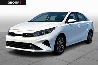 Used 2022 Kia Forte LXS image 1
