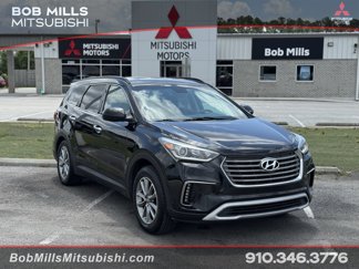 Used 2017 Hyundai Santa Fe SE image 1